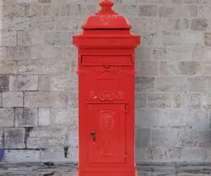 vidaXL Cutie poștală stâlp, aluminiu, stil vintage, inoxidabil, roșu