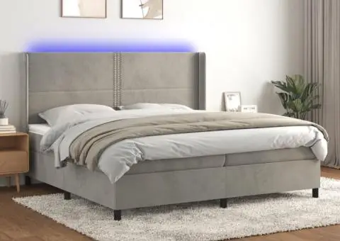 Pat cu arcuri, saltea și LED, gri deschis, 200x200 cm, catifea - 1/5