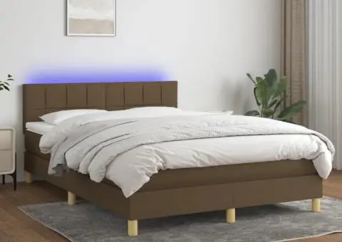 Pat cu arcuri, saltea și LED, maro închis, 140x200 cm, textil - 1/5