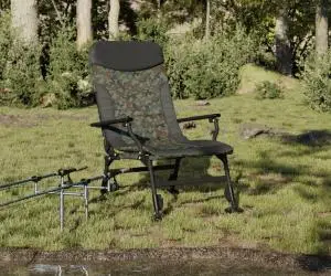 vidaXL Scaun de pescuit cu cotieră, pliabil, camuflaj