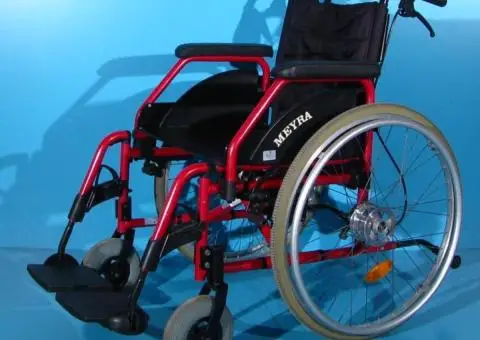 Scaun cu rotile din aluminiu Meyra   latime sezut 46 cm - 1/7