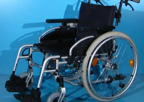 Scaun cu rotile din aluminiu  B+B   latime sezut 51 cm - 1/7