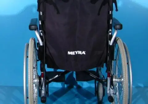 Scaun cu rotile - Meyra   latime sezut 48 cm - 6/7