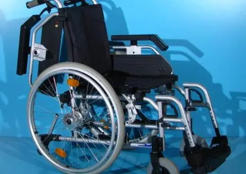 Scaun cu rotile  B+B - latime sezut 38 cm - 3/7