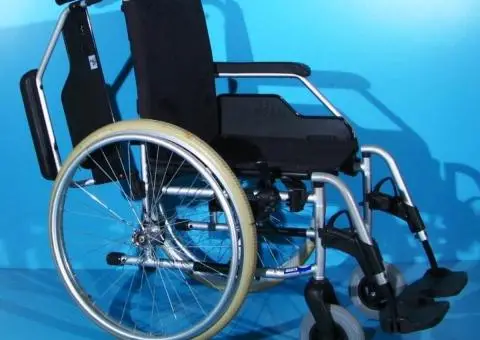 Scaun cu rotile  Meyra - latime sezut 43 cm - 3/7