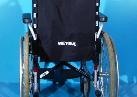 Scaun cu rotile  Meyra - latime sezut 43 cm - 6/7