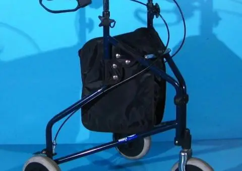 Cadru de mers cu 3 roti -Rehaforum Medical - 3/8