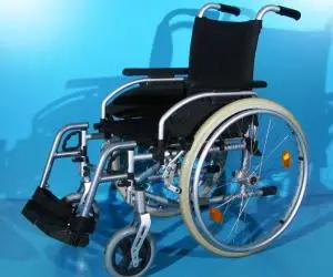 Scaun cu rotile B+B - latime sezut 40 cm