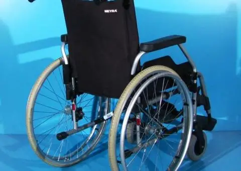 Scaun cu rotile  Meyra - latime sezut 43 cm - 5/7