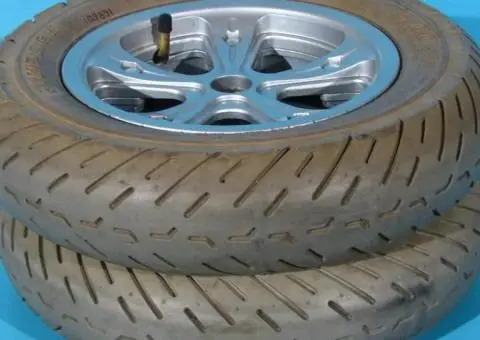 Roata originala cu cauciuc si camera  3.00-8 - 3/3