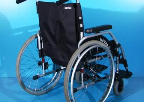 Scaun cu rotile  Meyra - latime sezut 51 cm - 5/7