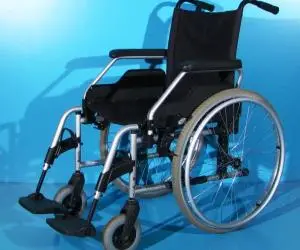 Scaun cu rotile  Meyra - sezut 46 cm