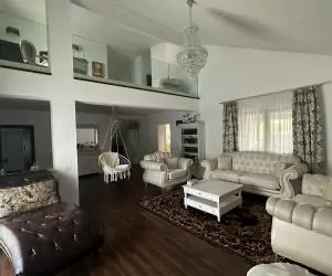 GM1731Casă de vânzare în Ogrezeni – Proprietate premium, mobilată