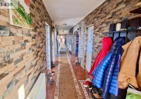 De vânzare – Casă in Castelu - 5/9