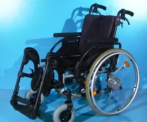 scaun cu rotile din aluminiu handicap latime sezut 45 cm