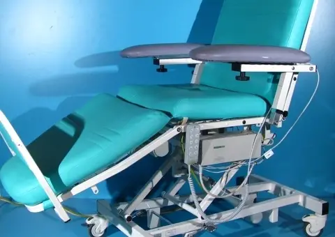 Scaun medical electric pentru tratament și recoltare sânge Digiterm Comfort 4 - 7/10