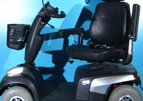 Scuter electric batrani Invacare Comet Ultra - 10 km/h - 2/10