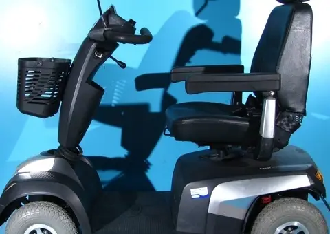 Scuter electric batrani Invacare Comet Ultra - 10 km/h - 1/10