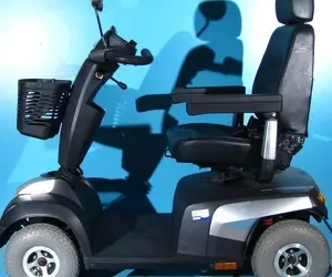 Scuter electric batrani Invacare Comet Ultra - 10 km/h