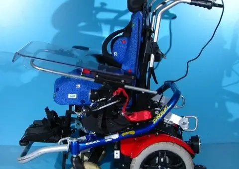 Carucior electric pentru copii  Otto Bock Skippi - 3 km/h - 2/10