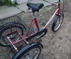 Vând tricicletă adulti