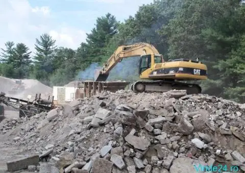 Demolari constructii diverse: case, blocuri, hale - 2/4