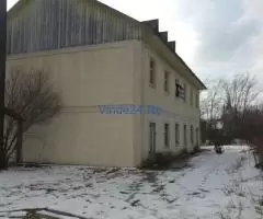 Vand cladire brutarie si terenul aferent de 1612 mp