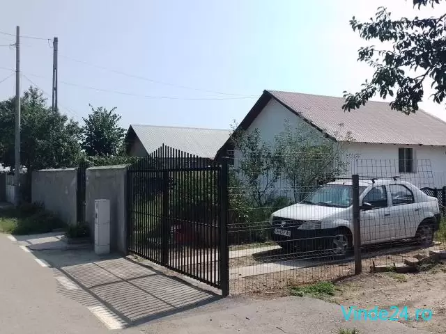 Proprietar, vând casă 3 camere în comuna Buturugeni, Giurgiu - 1