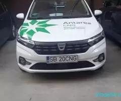 Angajam personal