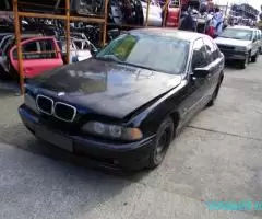 Dezmembrez BMW 5 (E39) 1995 - 2004 520 D M47 D20 (204D1) ( CP: 136,  KW: 100,  CCM: 1951 ) Motorina