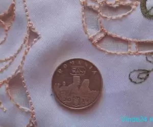 Moneda națională Regina Maria 2019    50de bani - Imagine 1