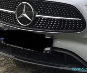 Vând grila Mercedes