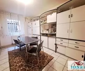 Apartament trei camere decomandat de vanzare in Zlatna - Imagine 7