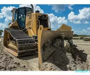 Inchiriez buldozer cu atasamente diferite-Bucuresti,Ilfov si judetele limitrofe