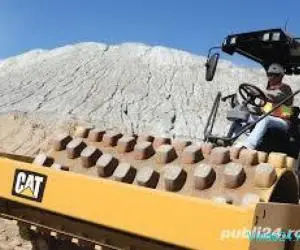 Inchiriem compactor cu picior oaie