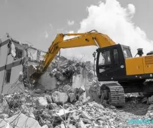 Demolari diverse : case,hale, blocuri etc.