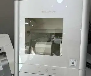 Roland DWX-52D 5-Axis Dental Milling Machine