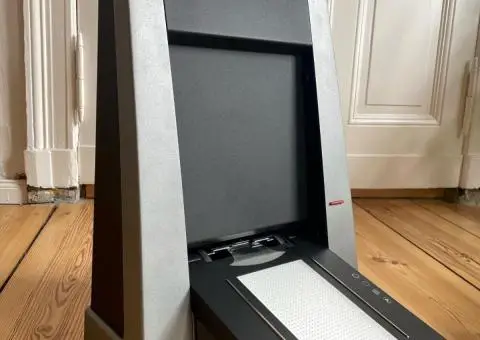 Hasselblad Flextight X1 Scanner - 3/3