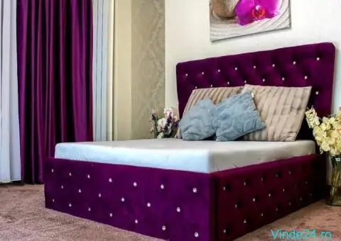 Model online în București - 1/8