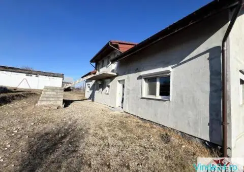 Casa de vanzare in Teius - 4/10