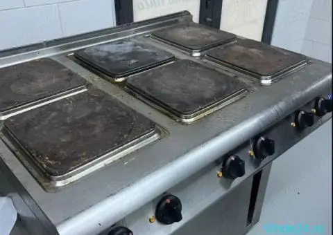 Masina de gatit cu 3 focuri si cuptor / Plita electrica 380 V cu 6 arzatoare patrate - Second Hand - 1/4