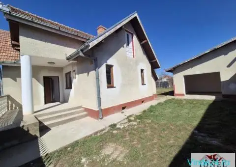 Casa de vanzare in Teius - 2/10