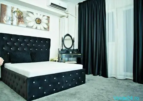 Model online în București - 5/7