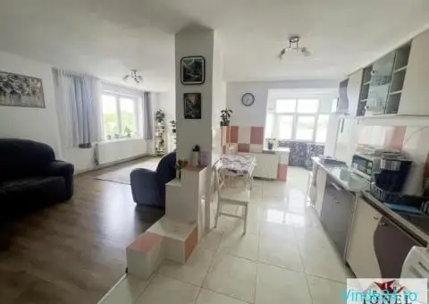 Apartament 4 camere de vanzare in Teius - 6/8