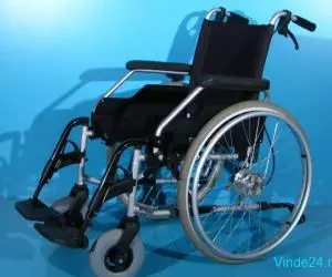 Scaun cu rotile Meyra   latime sezut 43 cm