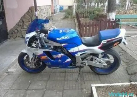 PIESE suzuki gsxr 750 / ulei / lichid - 4/8