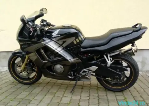 PIESE honda cbr 600 F / F 3 - 2/5