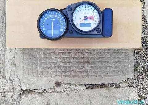 BORD suzuki gsxr 600 SRAD - 5/8