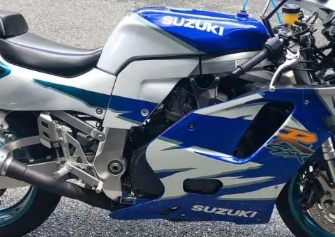 PIESE suzuki gsxr 750 / ulei / lichid - 1/8