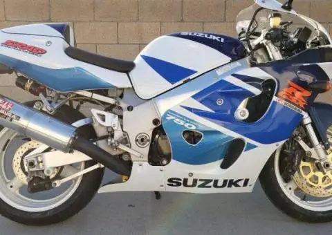 PIESE suzuki gsxr 600 / 750 SRAD - 7/8